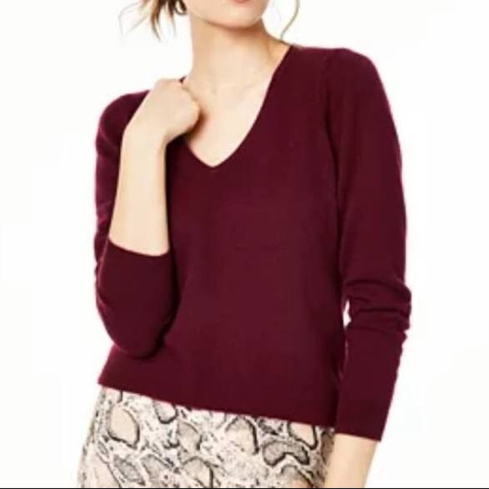 Charter club Vneck cashmere sweater